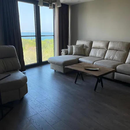 Апартаменты Sea Breeze