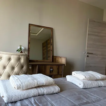 Sea Breeze Апартаменты Бургас